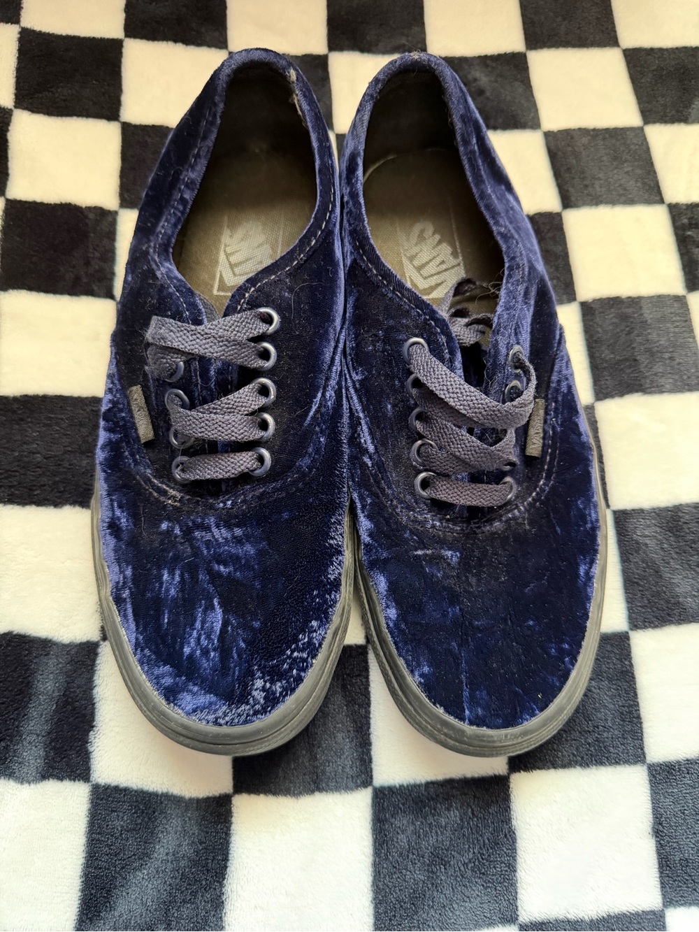 Vans Women’s Velvet Low-Top Sneakers in Navy Blue